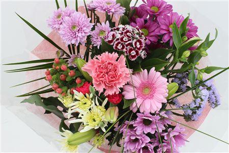 Срезанные цветы оптом Bouquet biedermeier pink от 5шт из Голландии с доставкой по России