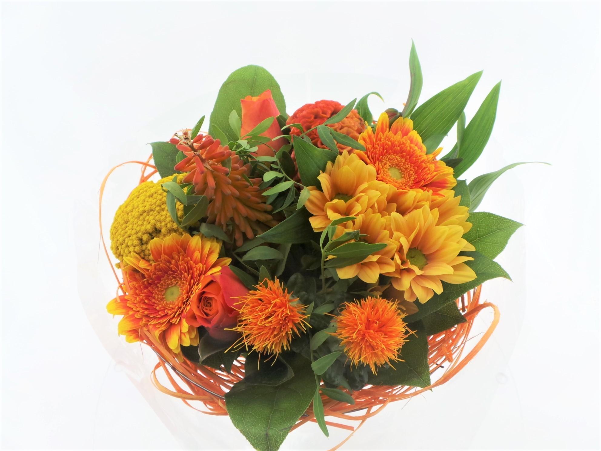 Срезанные цветы оптом Bouquet sisal orange medium от 1шт из Голландии с доставкой по России