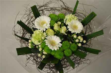 Срезанные цветы оптом Bouquet salim white от 1шт из Голландии с доставкой по России