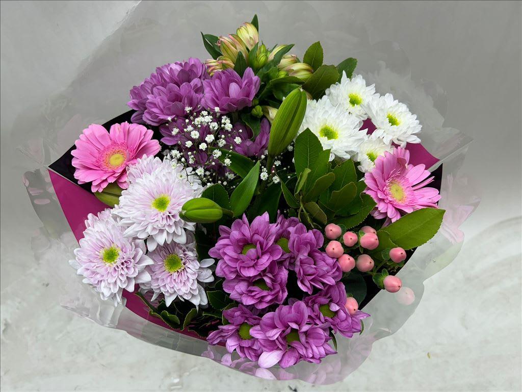 Срезанные цветы оптом Bouquet super pink от 5шт из Голландии с доставкой по России