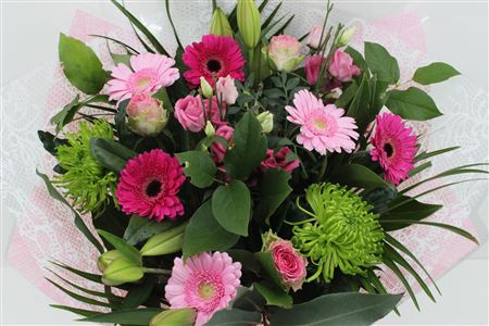 Срезанные цветы оптом Bouquet lisianthus rosa anastasia от 3шт из Голландии с доставкой по России