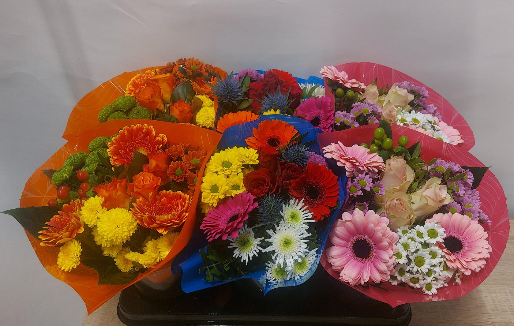 Срезанные цветы оптом Bouquet six pack от 6шт из Голландии с доставкой по России