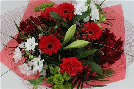 Срезанные цветы оптом Bouquet big red от 3шт из Голландии с доставкой по России