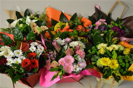 Срезанные цветы оптом Bouquet aqua luxe mix от 2шт из Голландии с доставкой по России