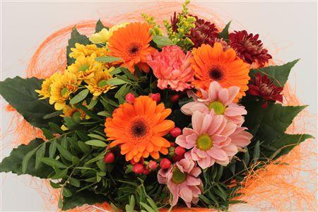 Срезанные цветы оптом Bouquet sisal orange от 1шт из Голландии с доставкой по России
