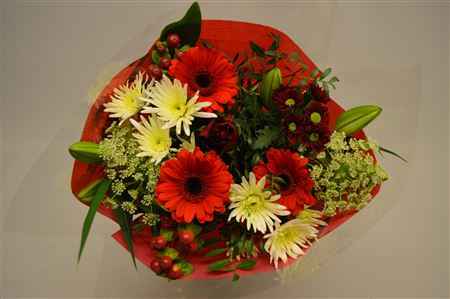 Срезанные цветы оптом Bouquet 15 stem red от 4шт из Голландии с доставкой по России