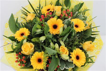 Срезанные цветы оптом Bouquet rosa big yellow от 1шт из Голландии с доставкой по России