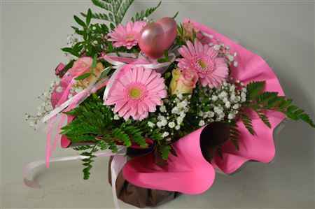 Срезанные цветы оптом Bouquet aqua small pink от 4шт из Голландии с доставкой по России