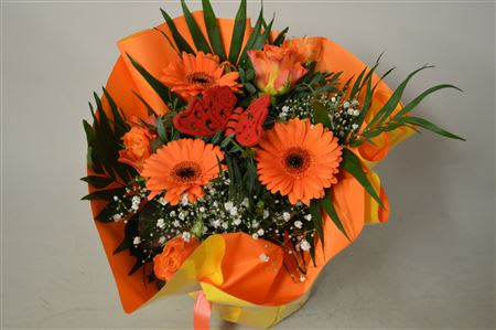 Срезанные цветы оптом Bouquet aqua small orange от 4шт из Голландии с доставкой по России