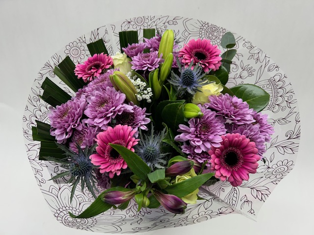 Срезанные цветы оптом Bouquet twister pink от 2шт из Голландии с доставкой по России