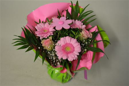 Срезанные цветы оптом Bouquet aqua small pink от 4шт из Голландии с доставкой по России