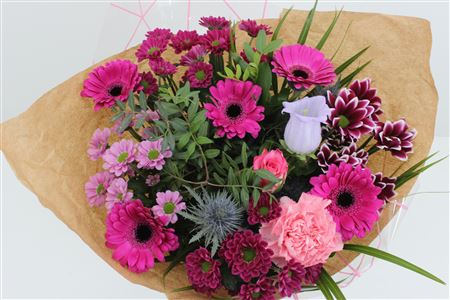 Срезанные цветы оптом Bouquet offer lilac от 2шт из Голландии с доставкой по России