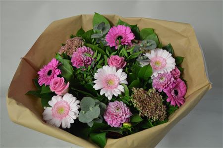 Срезанные цветы оптом Bouquet round pink от 1шт из Голландии с доставкой по России