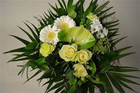 Срезанные цветы оптом Bouquet salim white от 1шт из Голландии с доставкой по России