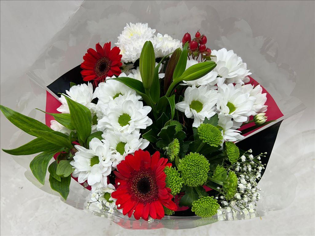 Срезанные цветы оптом Bouquet super red от 5шт из Голландии с доставкой по России