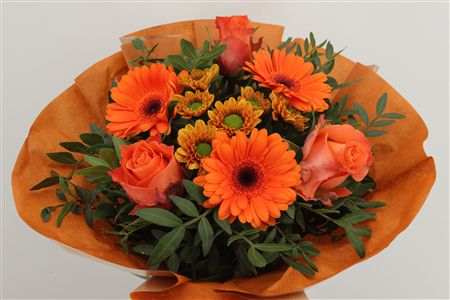 Срезанные цветы оптом Bouquet craft orange от 1шт из Голландии с доставкой по России