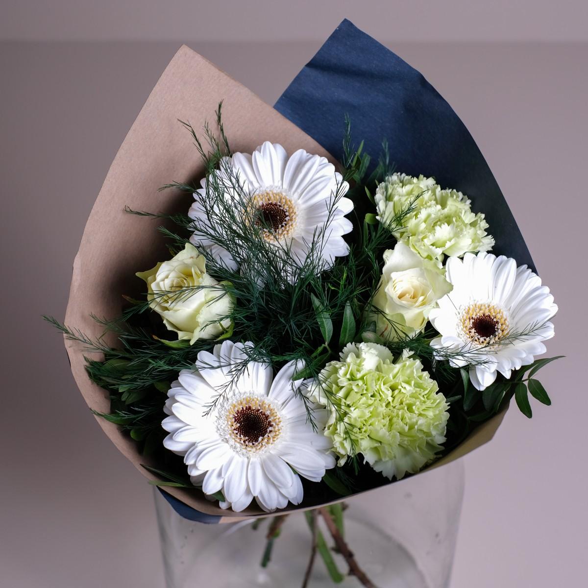 Срезанные цветы оптом Bq DD White от 4шт из Голландии с доставкой по России