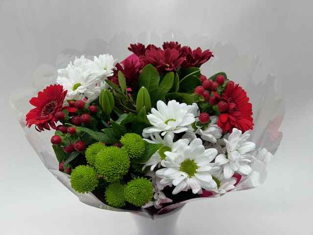 Срезанные цветы оптом Bouquet super red от 5шт из Голландии с доставкой по России