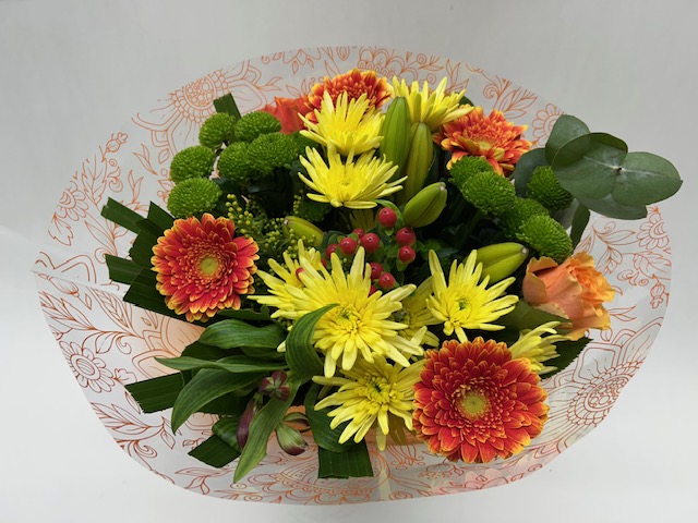 Срезанные цветы оптом Bouquet twister yellow-orange от 2шт из Голландии с доставкой по России