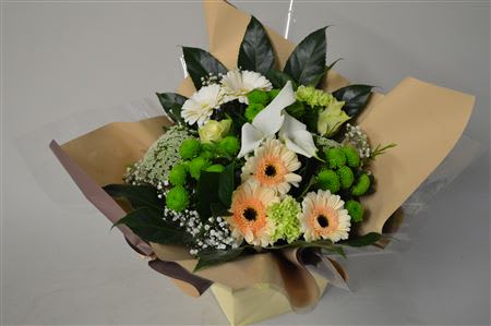 Срезанные цветы оптом Bouquet aqua luxe white от 2шт из Голландии с доставкой по России