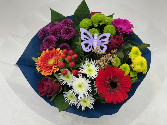 Срезанные цветы оптом Bouquet biedermeier mix от 2шт из Голландии с доставкой по России